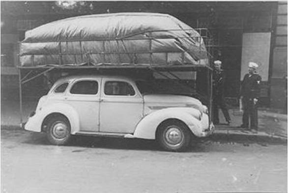 Auto na gaz ziemny w USA z balonem na dachu, lata 40. XX wieku