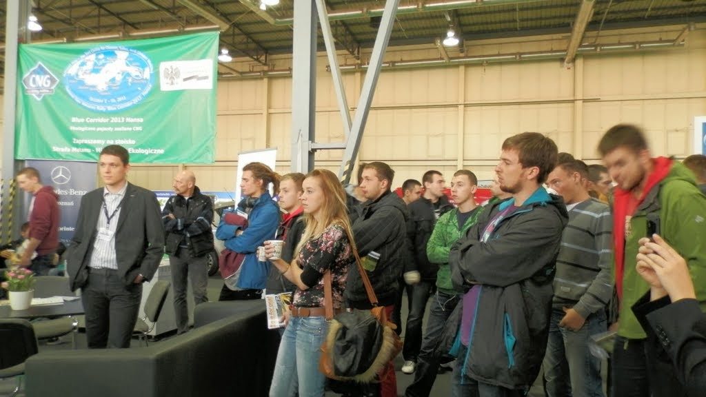 Grupa uczestników targu PolEko 2013 na Strefie Metanu