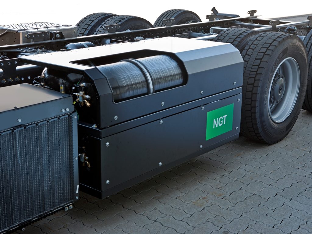 Mercedes Econic NGT 2013 zbiorniki gaz metan ciężarówka