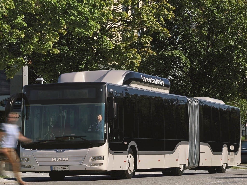MAN Lions City 18 CNG – widok z boku autobusu napędzanego CNG