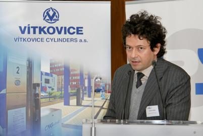 Mówca na konferencji NGV Praga 2012
