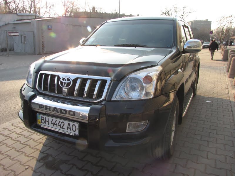 Toyota LandCruiser na CNG sprowadzony z Ukrainy na targach GasShow 2012