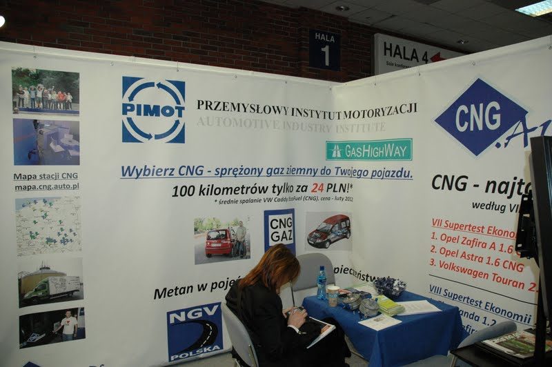 Stoisko PIMOT i projektu GasHighWay w Strefie CNG na GasShow 2012
