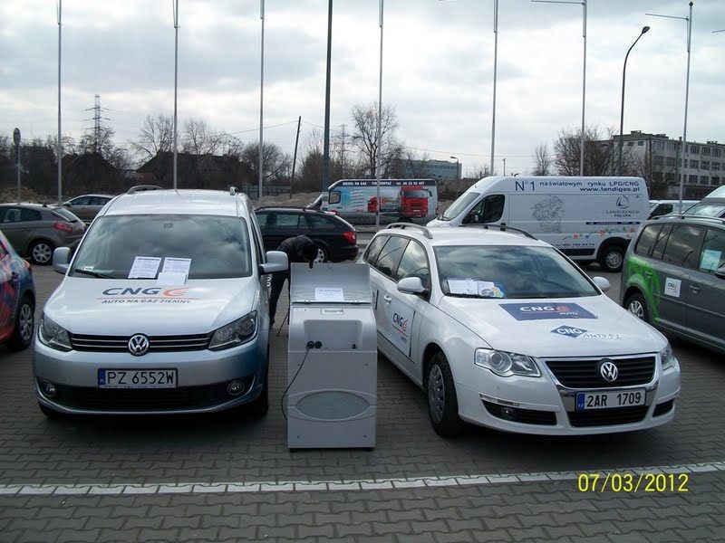 Volkswagen Krotoski-Cichy z pojazdami EcoFuel na GasShow 2012