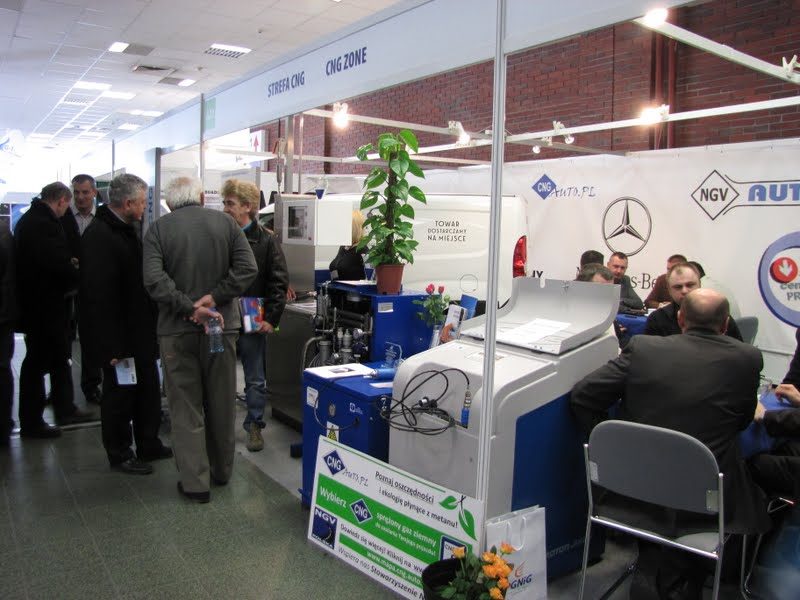 Główne stanowisko Strefy CNG na targach GasShow 2012 w Warszawie