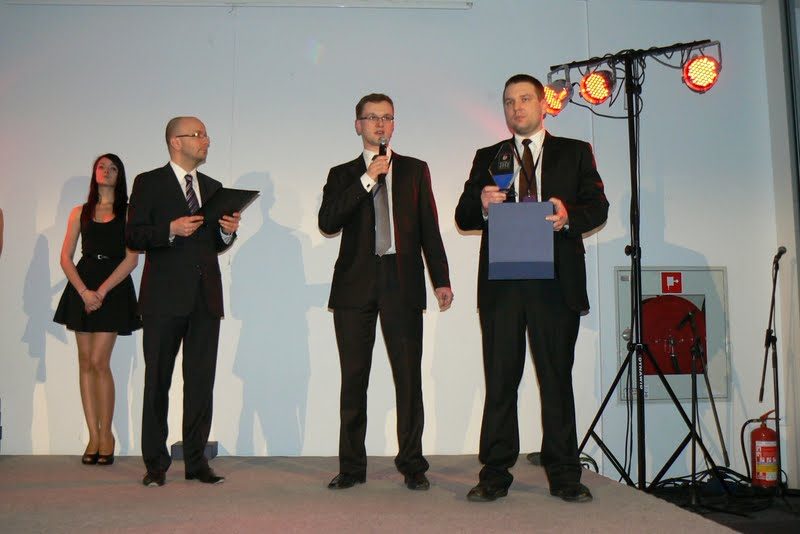 Zespół cng.auto.pl odbiera nagrodę Inpro 2012 na GasShow