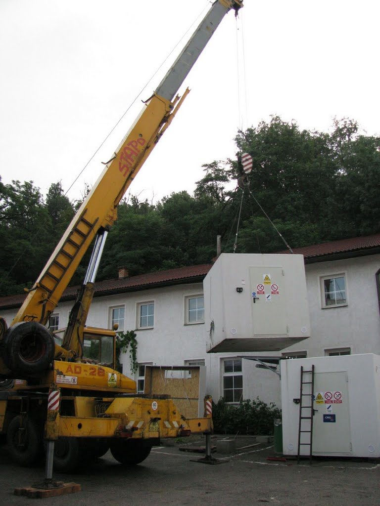 Mobilna stacja CNG AquaCentrum na terenie wystawy GasShow 2013