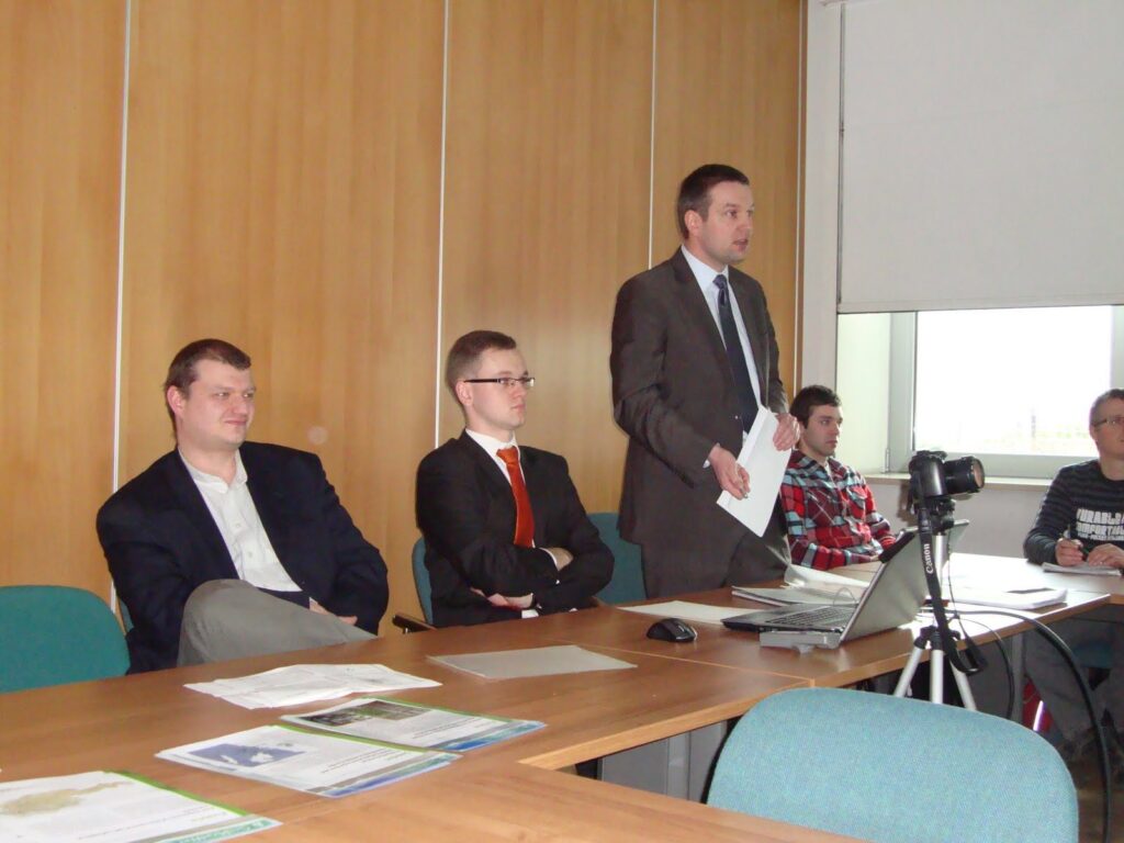 Zbieranie podpisów pod petycją za stacjami CNG, luty 2011