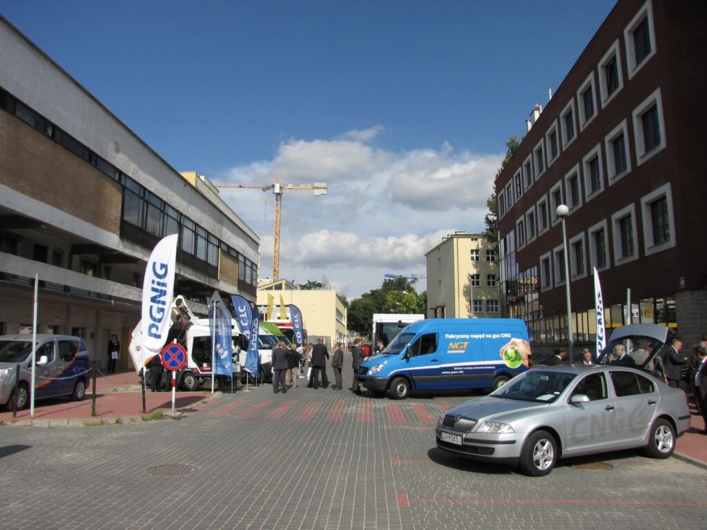 Pojazdy zasilane gazem ziemnym na wystawie konferencji CNG w Lublinie