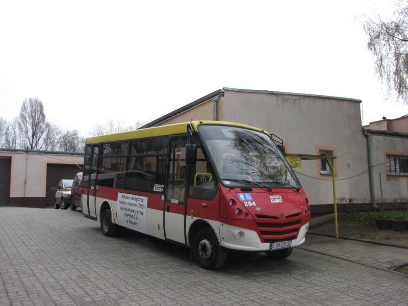 Autobus Kapena C65 Urby zasilany gazem CNG na ulicach Kętrzyna