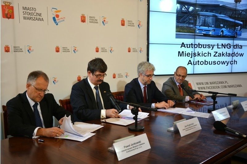 Uroczyste podpisanie umowy na dostawy 35 autobusów LNG dla MZA Warszawa, 2013