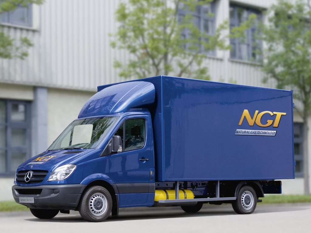 Mercedes Sprinter NGT zasilany gazem ziemnym fabryka produkcji
