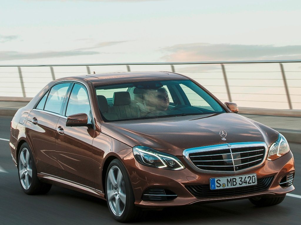 Mercedes E 200 NGD na gaz ziemny, najekologiczniejsze auto wg ADAC