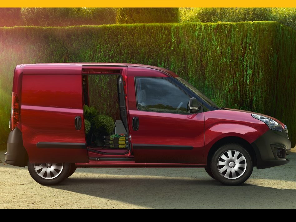 Opel Combo Van 1.4 CNG Turbo EcoFlex - widok pojazdu z boku