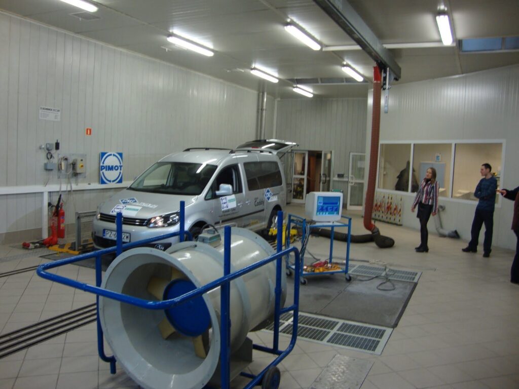 VW Caddy EcoFuel zasilany CNG na hamowni laboratorium PIMOT