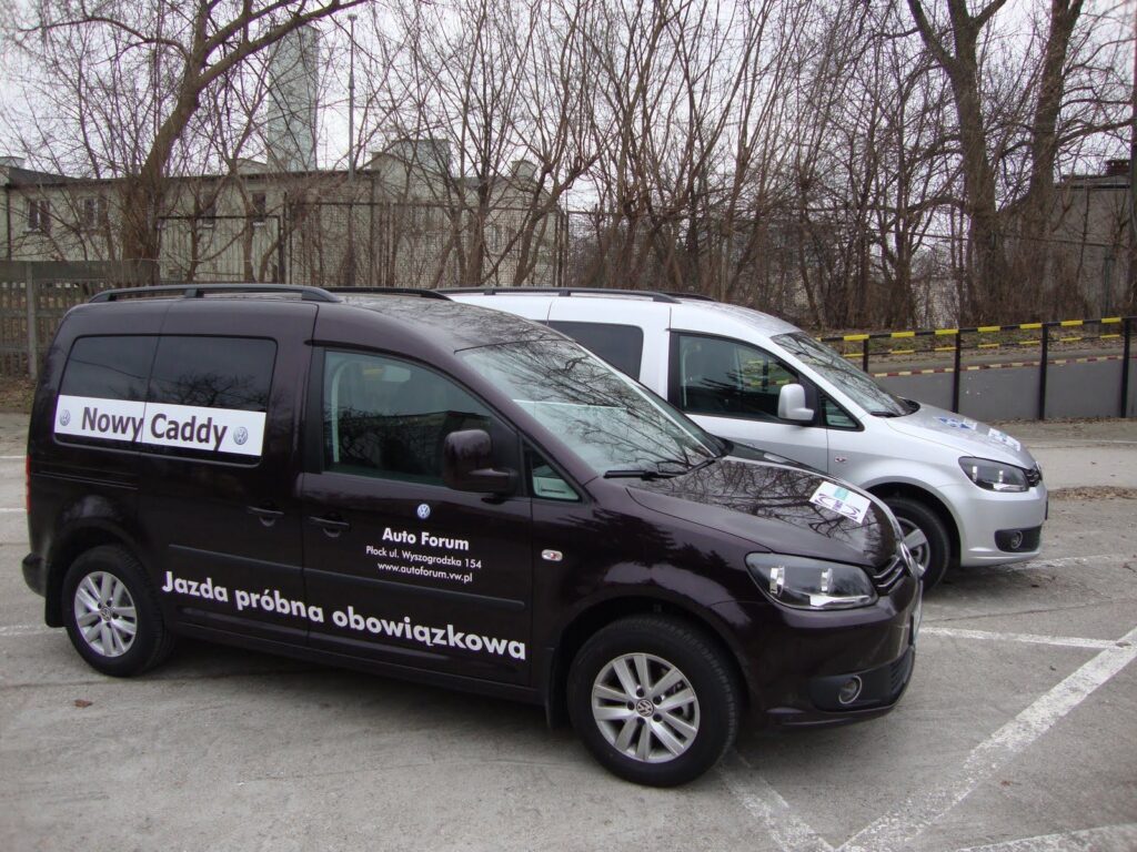 VW Caddy 1.6 TDI podczas testu drogowego w laboratorium PIMOT