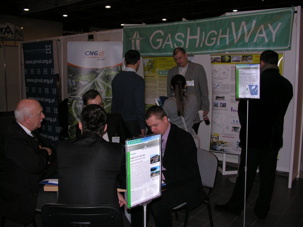 Stanowisko PIMOT i cng.auto.pl na targach GasShow 2011