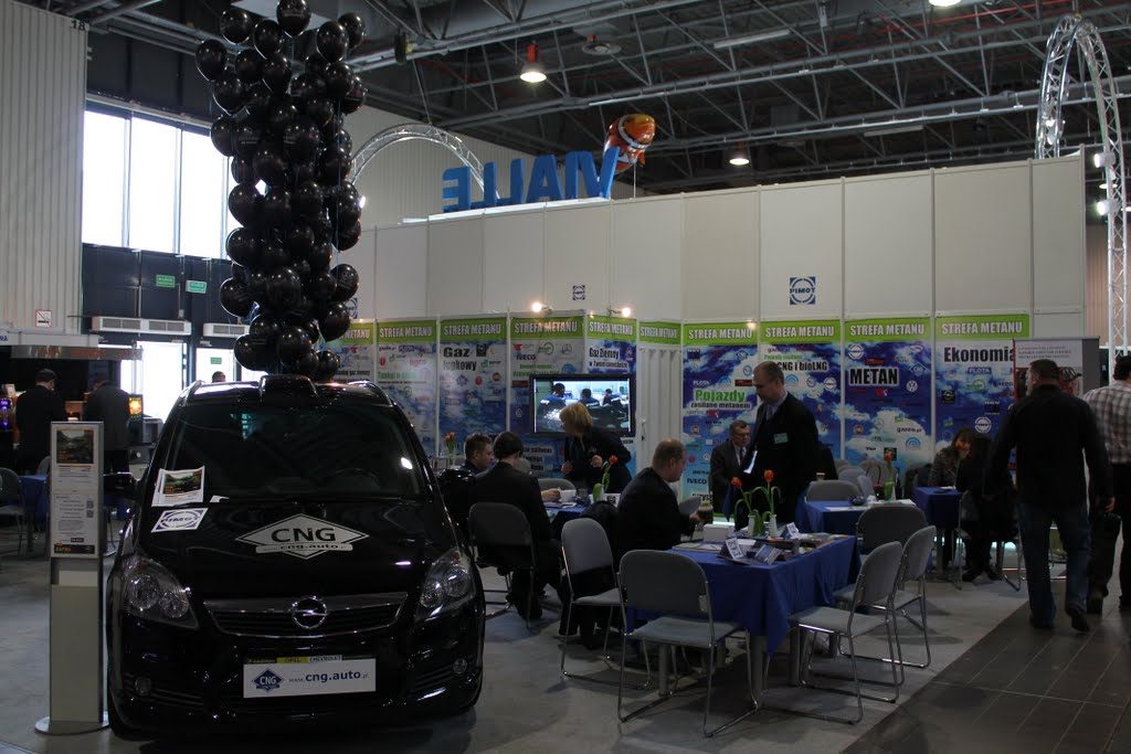 Strefa Metanu na targach GasShow 2013 z ekspozycją pojazdów CNG i LNG