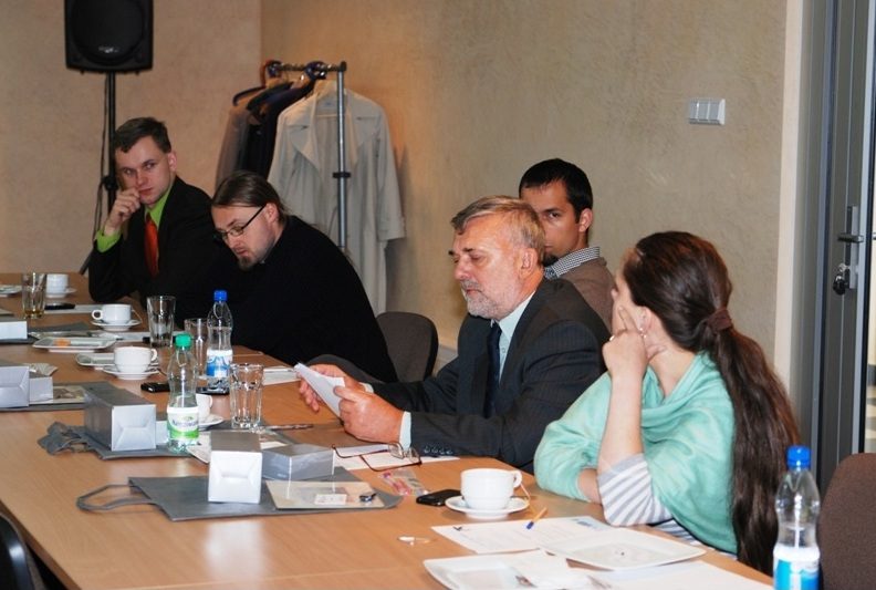 Dyskusja uczestników VI Seminarium Regionalnej Platformy projektu GUTS