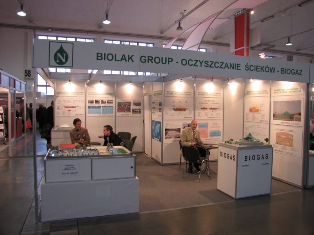Stoisko firmy Biolak prezentujące technologię oczyszczania biogazu na wystawie