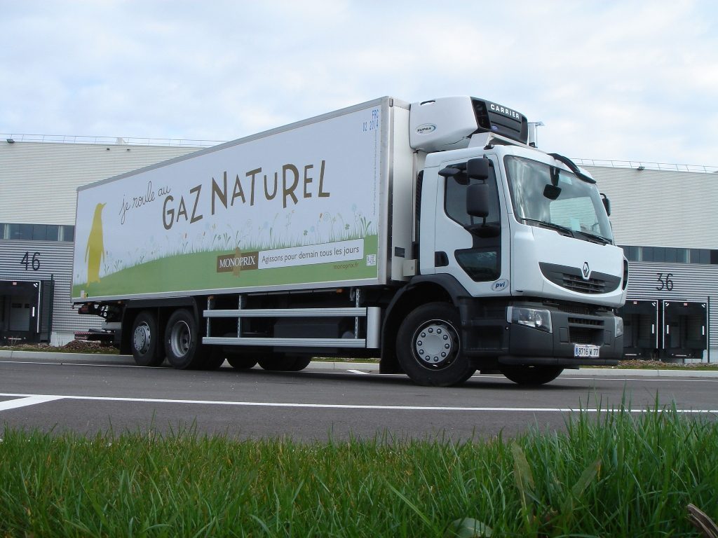 Renault Premium Distribution CNG widok całego pojazdu