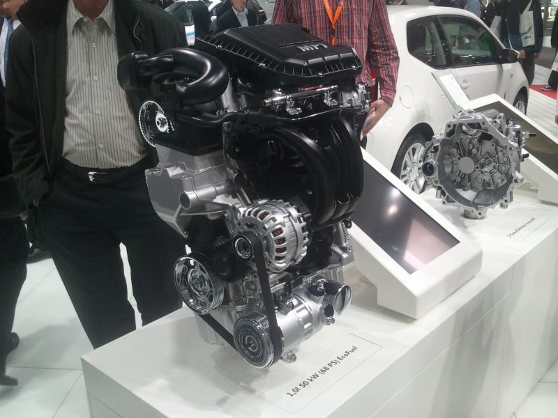 Silnik Volkswagena EcoFuel na wystawie pojazdów ekologicznych