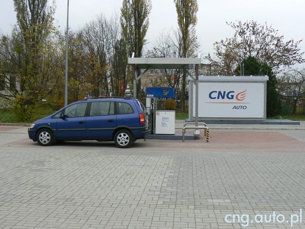 Stacja CNG w Olsztynie z infrastrukturą tankowania dla pojazdów gazowych