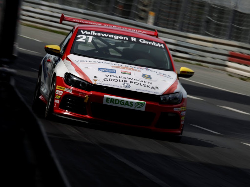 Gładysz kolejny raz na 2. miejscu w Scirocco R-CUP!