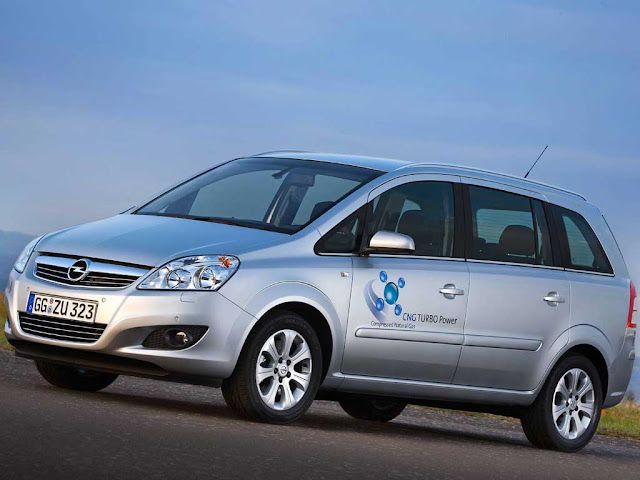 AutoŚwiat | 'Zafira na gaz CNG. Jak tu zaoszczędzić?’ – Test długodystansowy Opla Zafira 1.6 CNG Turbo