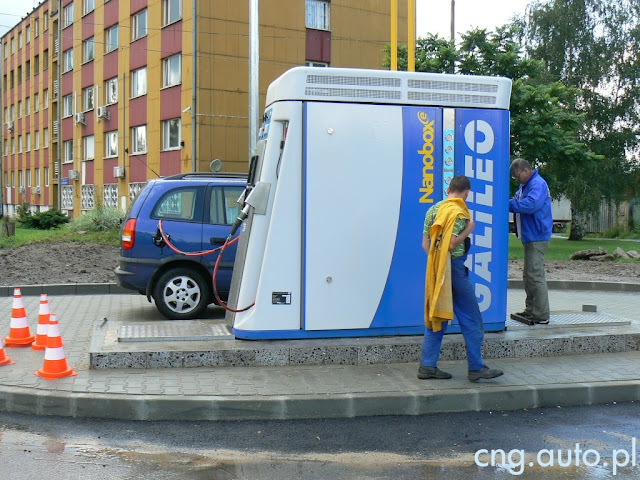 Od 30 listopada kolejna znaczna podwyżka cen na stacjach PGNiG. CNG prawie po 3,00 zł za m3!
